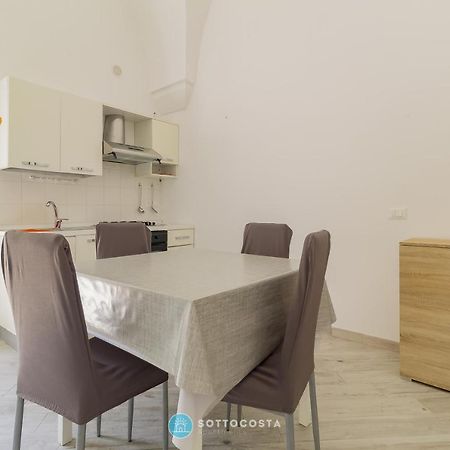 White Flat - Appartamento Indipendente A Lecce Centro Exterior foto