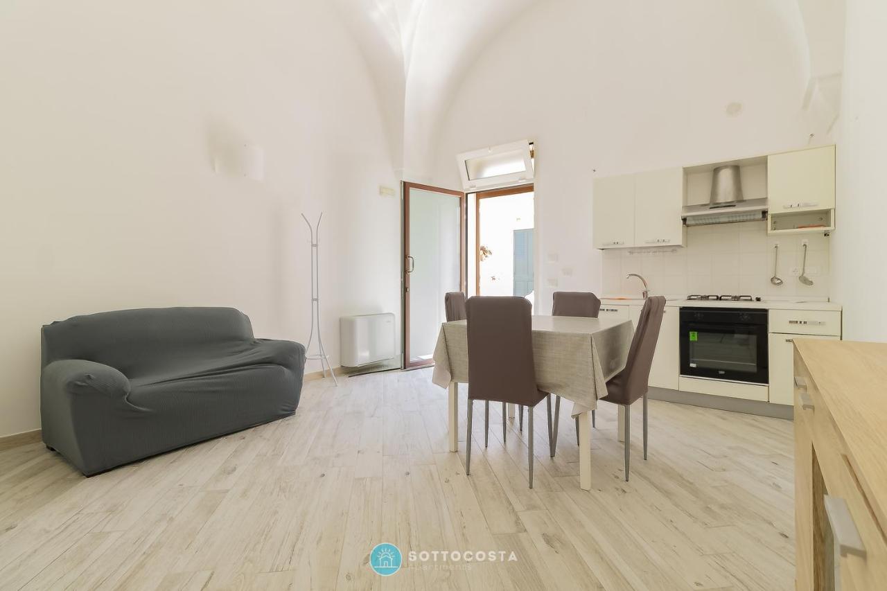 White Flat - Appartamento Indipendente A Lecce Centro Exterior foto